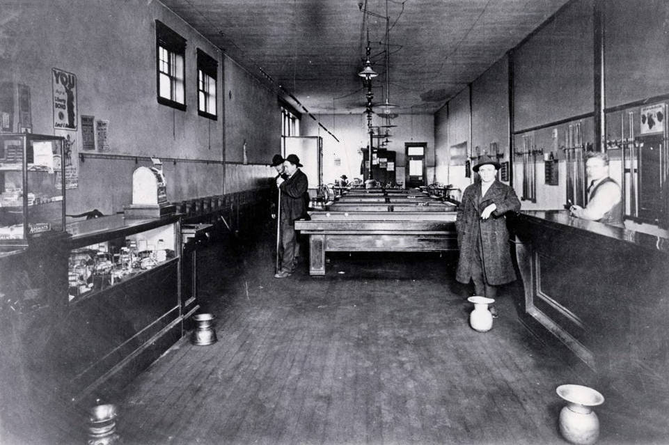 Matt's Place pool hall. Grangeville, Idaho.