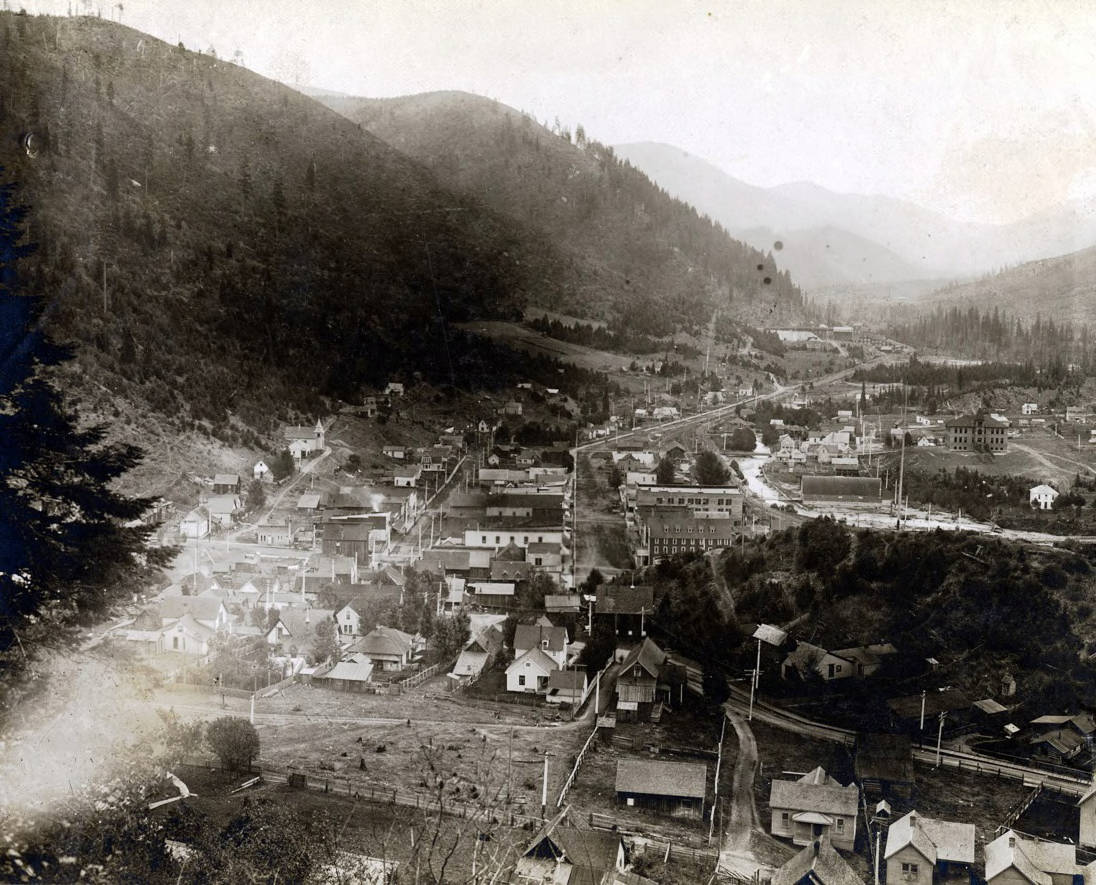 Panoramic view of Mullan, Idaho.
