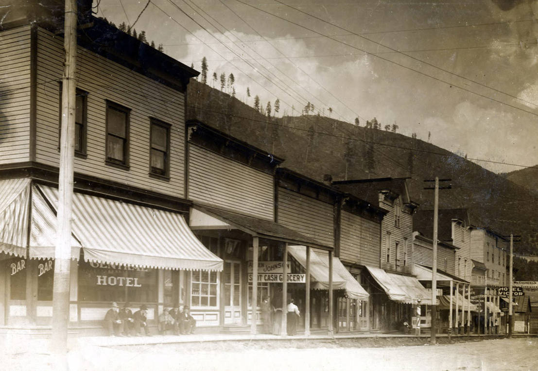 Stores on Earl Avenue. Mullan, Idaho.
