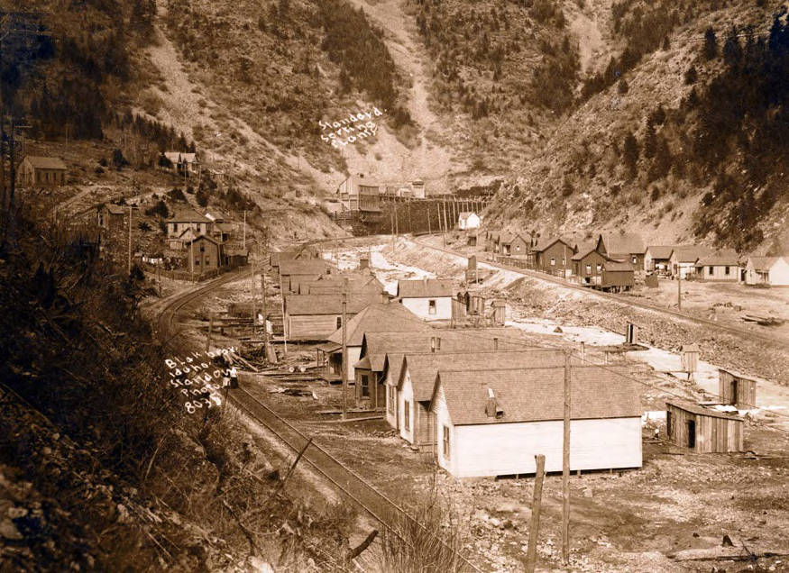 Black Bear, Idaho. Standard Sorting Plant in background.